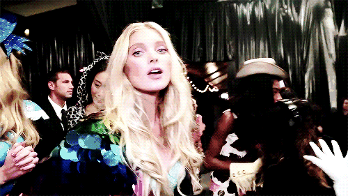 从奚梦瑶摔跤开扒维密天使都吃啥 | 竟然还有麻小冷锅