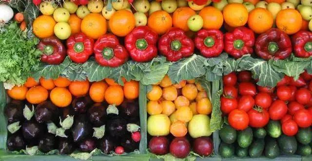 英国超市卖剥皮洋葱，反被痛骂助长懒惰？那你们是没来过中国……