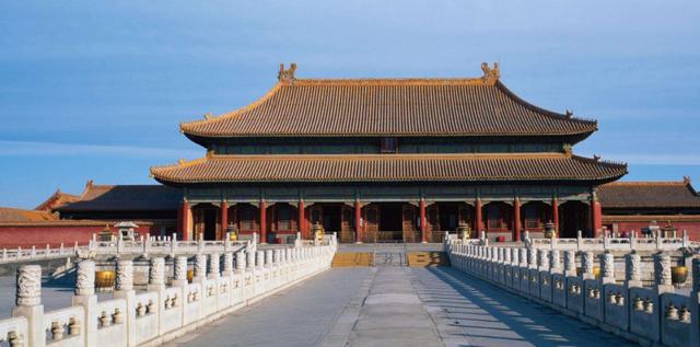 发财中国年丨揭秘历史上清朝皇帝怎么过春节？年夜饭吃什么