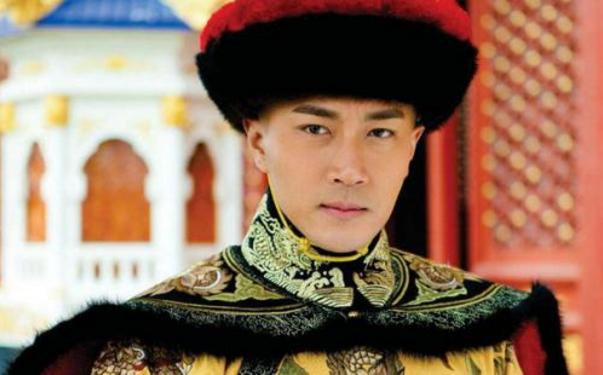 发财中国年丨揭秘历史上清朝皇帝怎么过春节？年夜饭吃什么