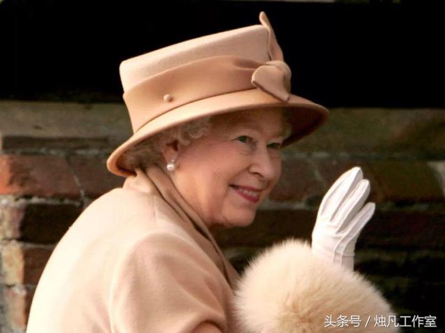 关于英国王室成员的15个古怪生活方式，英国女王雇人给她磨合新鞋