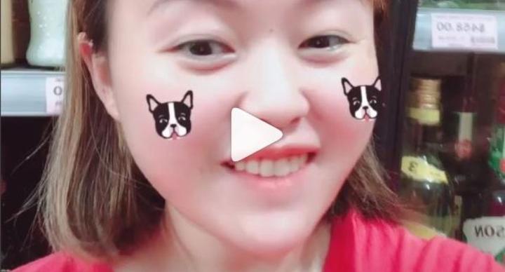 La dueña de este súper chino encontró el negocio "cantando" ofertas por Instagram