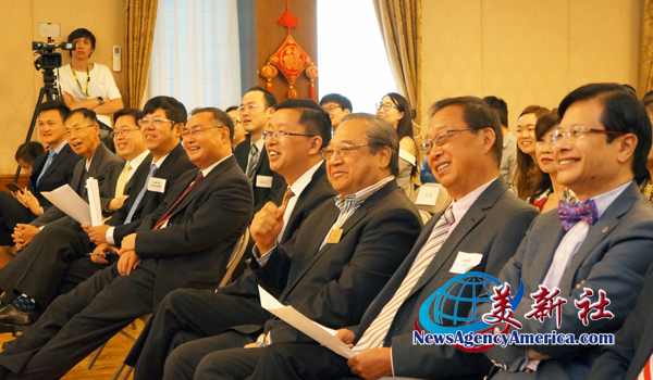 39名中国留学生和华裔学生获奖学金 中国驻洛杉矶总领馆举办颁奖礼