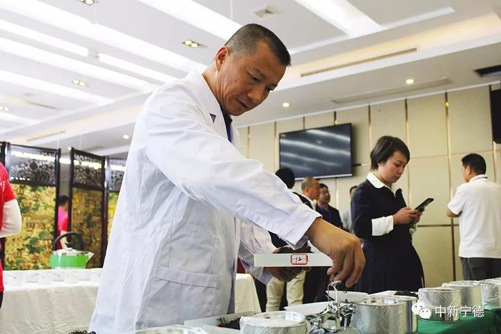 斗茶品茗、茶香飘扬_寿宁县举办第六届斗茶赛及茶王拍卖 斗茶品茗、茶香飘扬_寿宁县举办第六届斗茶赛及茶王拍卖