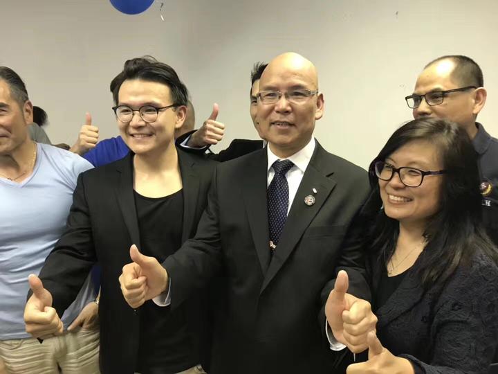 代表自由党的政坛老将黄素梅,董晗鹏,李振光均遗憾败选.