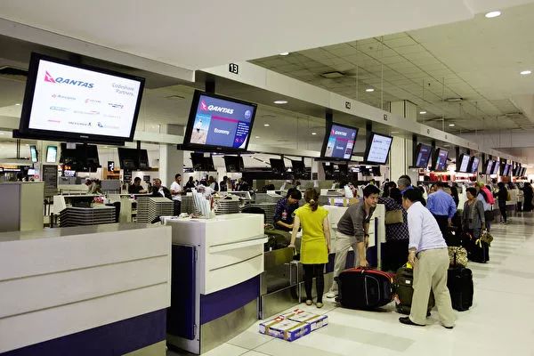 UNSW中国留学生登机前遗失护照,机场大哭!一