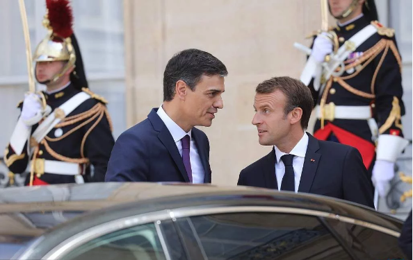 法国总统马克龙会见西班牙首相桑切斯