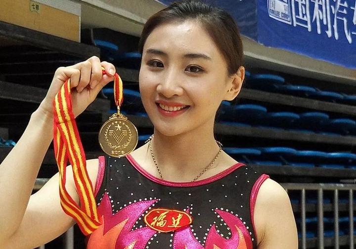 因何雯娜又被催婚,吴昕这样回应恋情图片