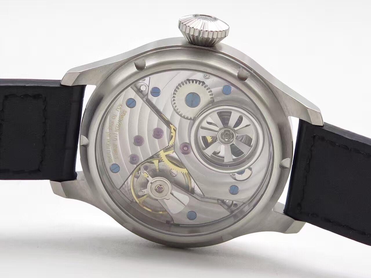 被誉为史上最美的万国涡轮大飞腕表