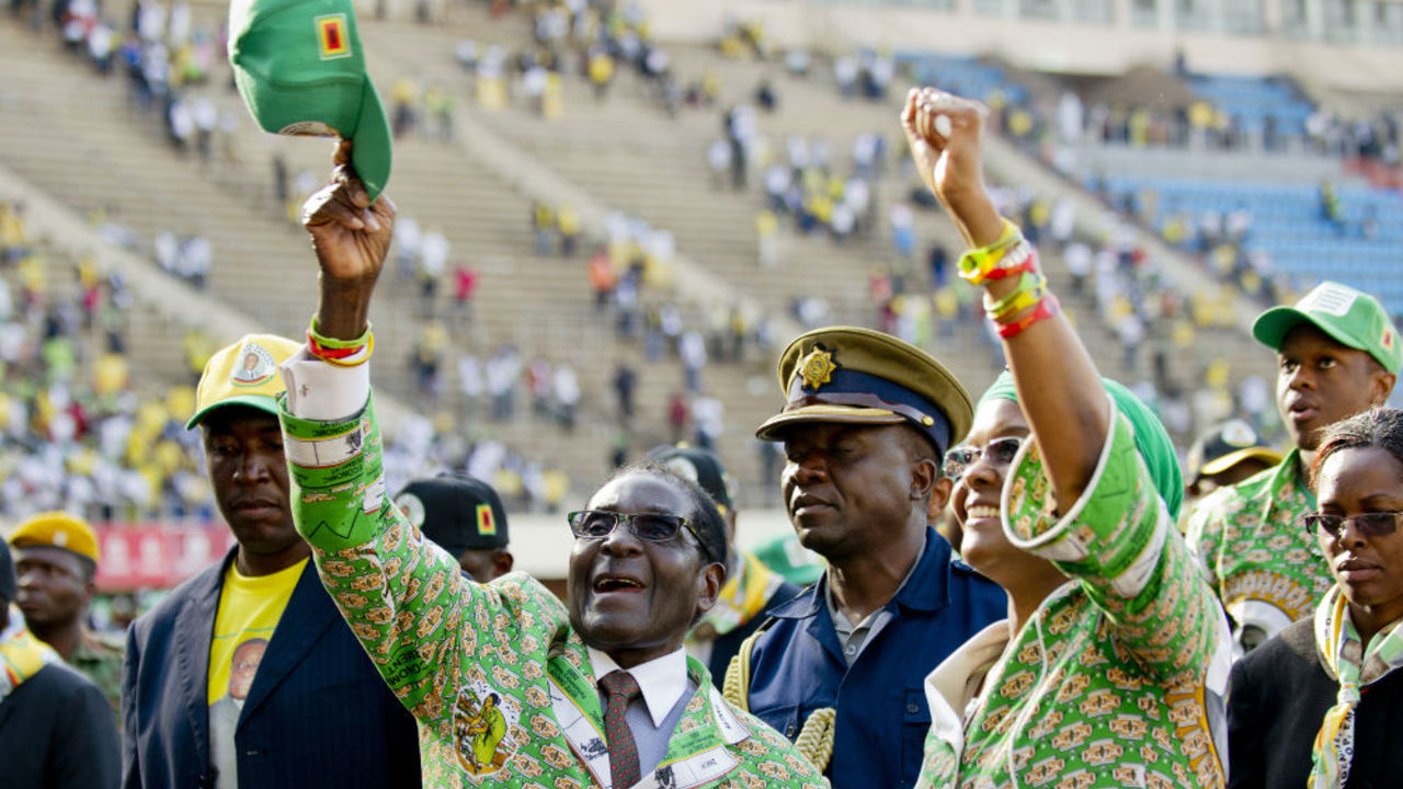 奇葩的津巴布韦第一富人:暴力女将,购物狂人