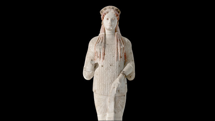 另外,由雅典卫城博物馆借出的文物为1件古希腊古风时期的科拉大理石