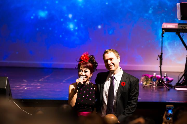 北京小邓丽君王小树爱民顿演唱会在掌声中与好评下落