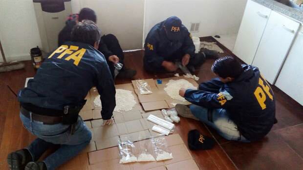 中国城高档住房区内竟隐藏秘密贩毒窝点