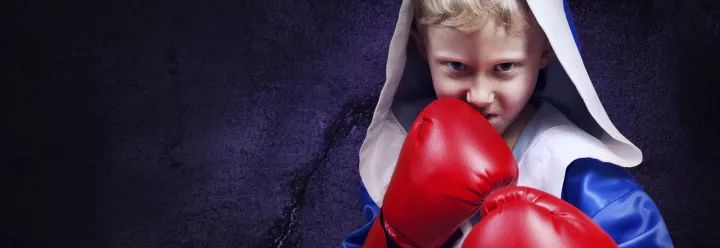 精打细算,拳拳击中要害的,充满纪律的血性竞技?