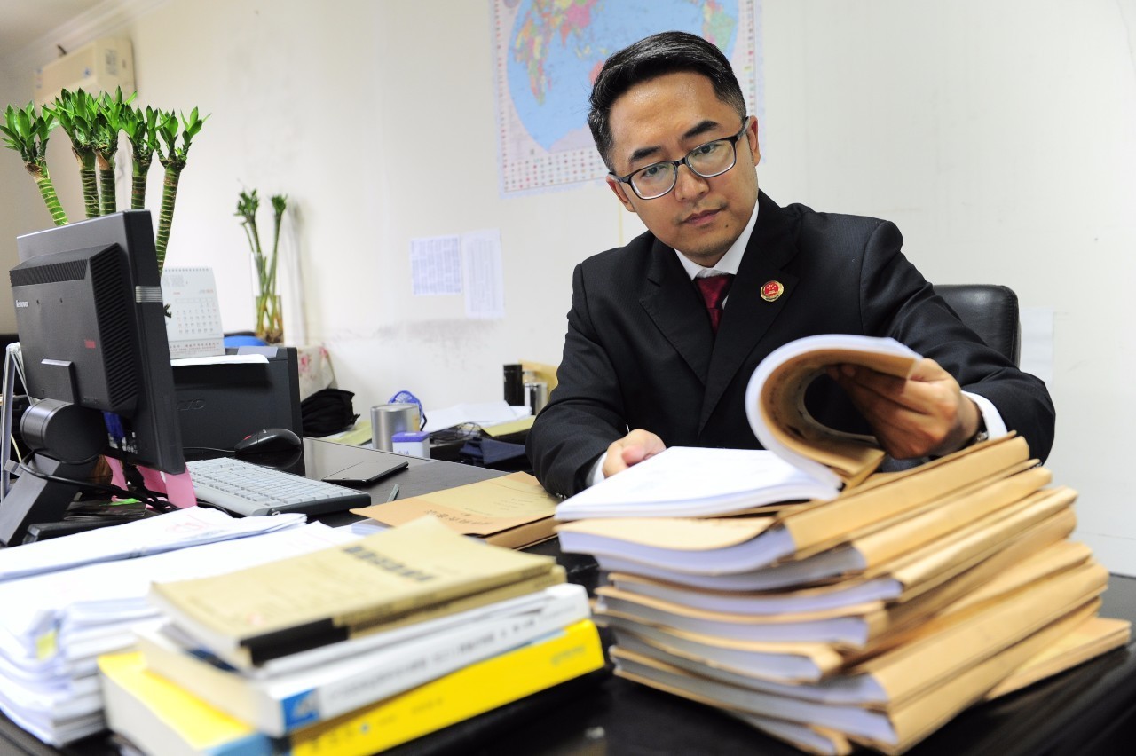 福州检察官陈玮候选"2017年度中国正义人物"