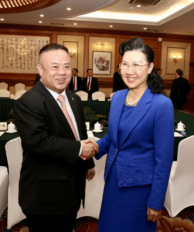 深圳市委常委,统战部部长,深圳海联会会长林洁会见李桂雄副会长
