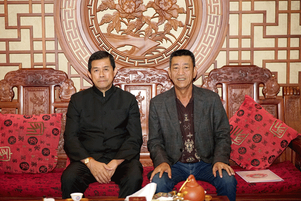 海南省潮汕商会林南光永远名誉会长林永坚会长热烈欢迎泰中友协功