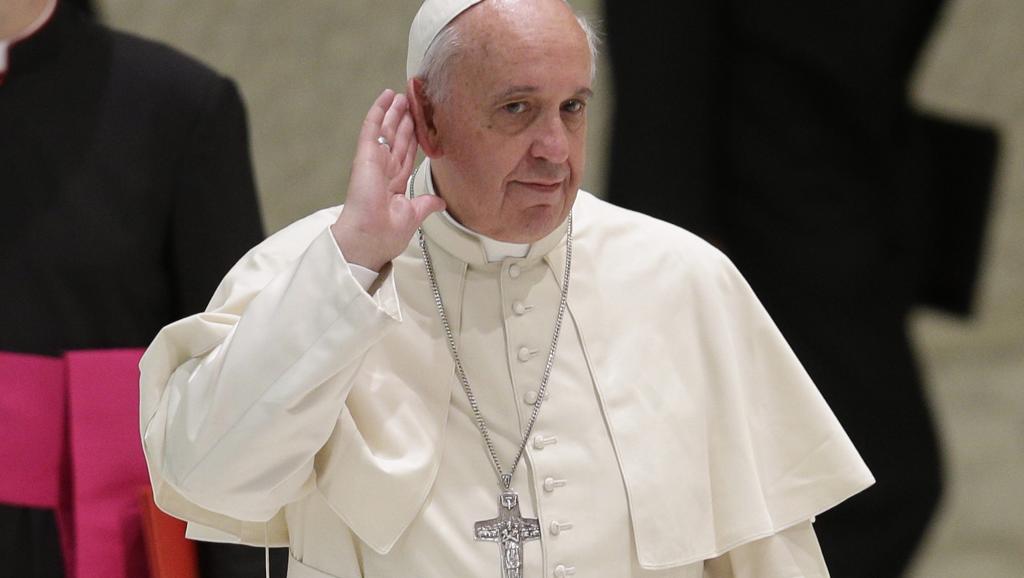 法媒:罗马教皇方济各出访智利 盼重振当地教会