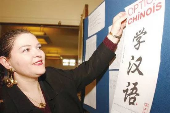 出国后孩子不会说中文了!新西兰人比你还急!