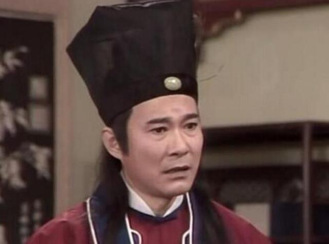 这个演员最熟悉的莫过于他在《新白娘子传奇》中饰演许仙的姐夫李公甫