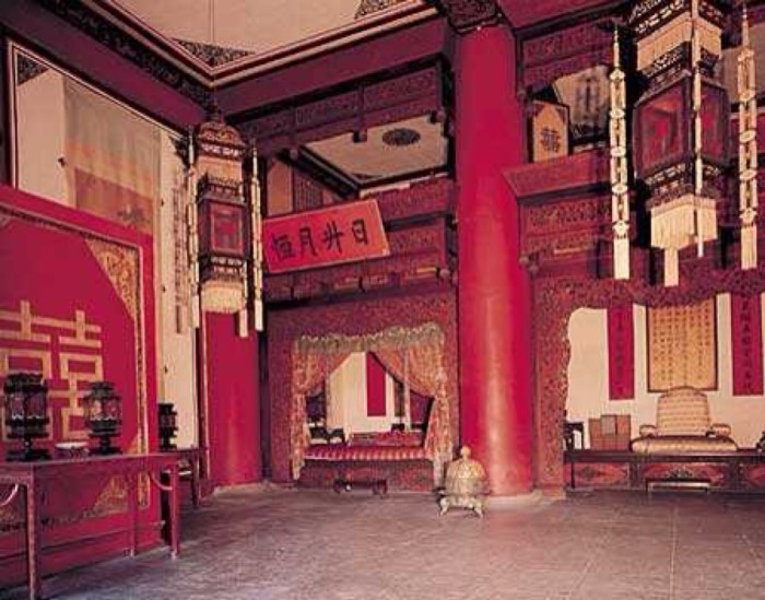 揭秘坤宁宫怪象:明清皇帝首任皇后结局都悲惨