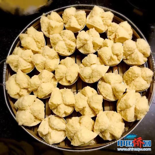 发糕 李晓春 摄鸡蛋糍,又称蒸蛋糕,大发糕,将鸡蛋,白砂糖,面粉,苏打粉