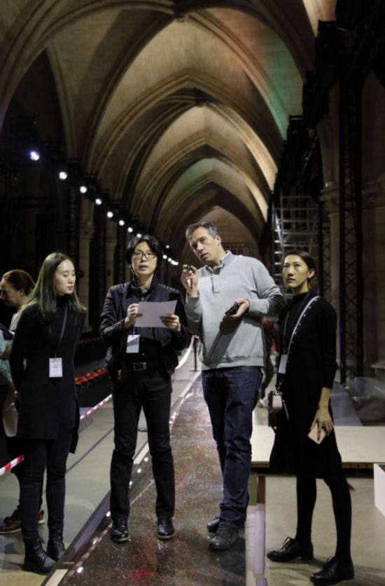 中国时尚编导团队 行走在国际t台秀场