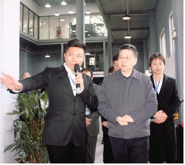 西安副市长方光华,原广东边防总队队长孙胜,中科院上海应用物理研究所