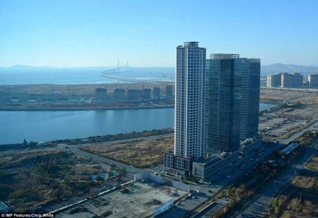 计划在仁川市松岛地区建成世界首座"智慧城市"——松岛新城,但这座