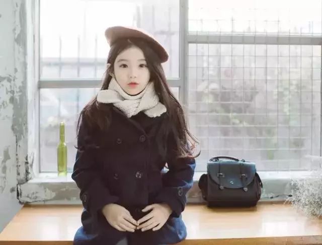 韩国10岁童模却是圈内前辈!长相酷似iu被称为"女神接班人"!