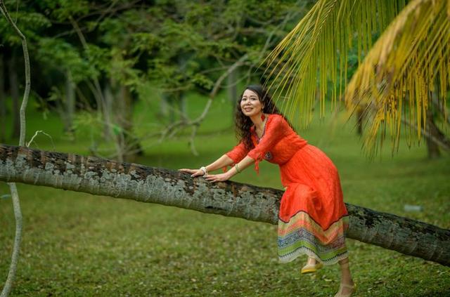 海南三人行,三大美女晃荡在三亚与文昌之间,快乐无比嗨一回