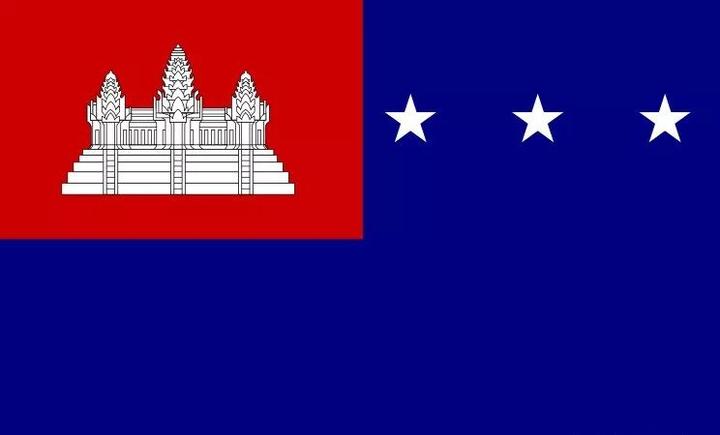 高棉共和国的国旗,蓝底国旗,并将吴哥窟图样置于左上角,右上角则有三