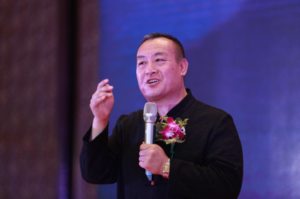 cctv多档鉴宝栏目杂项鉴定专家,著名收藏家朱克城致辞