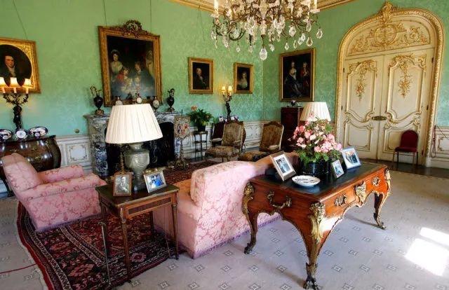 相信不少《唐顿庄园》的忠实粉丝们都会第一时间预定房间吧!