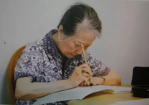 身为汉学家的傅汉思曾经这样写道:"我的妻子体现