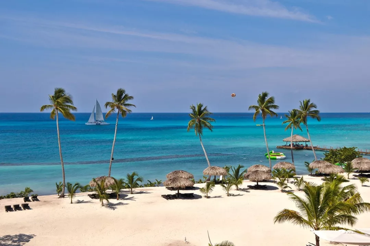 刚跟中国建交的多米尼加 流行这项颇受争议的运动