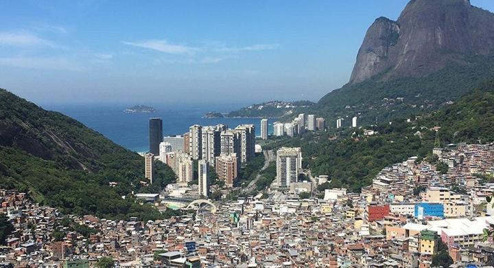 5月5日电 据globovision电视台报道,巴西巴拉那州5日发生重大交通事故