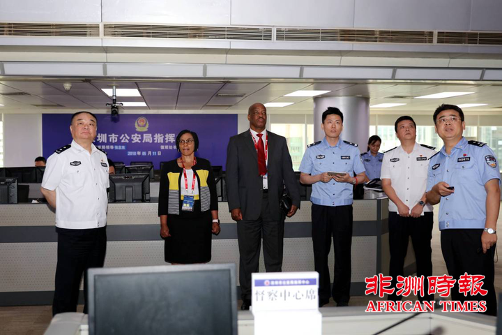 深圳市公安局党委副书记,副局长施志刚会见南非国家警察总局代表团