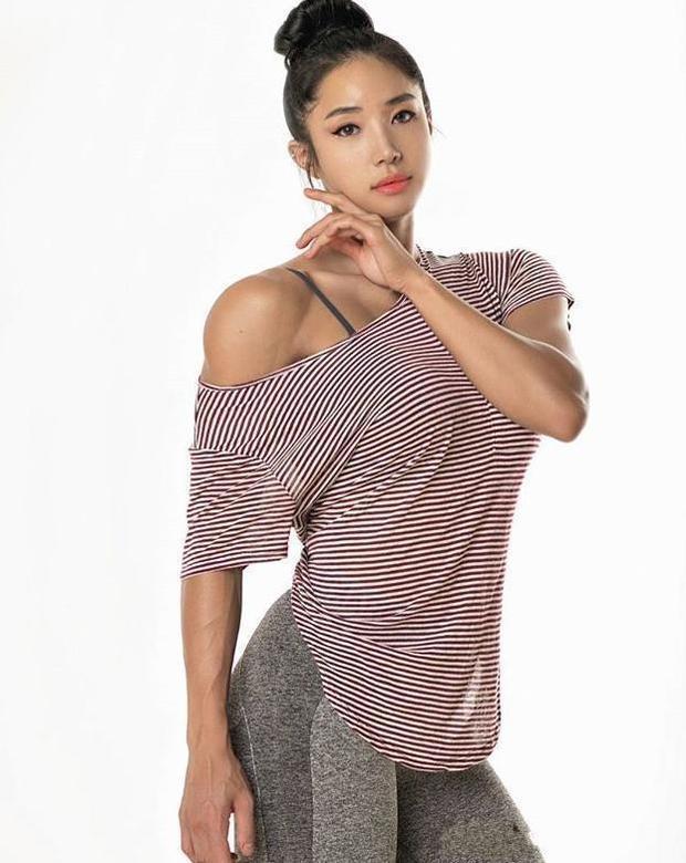 韩国健身女神因嗓音变化被网友质疑,其老公也是健美达人!