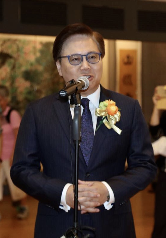 "萧晖荣教授艺术展"在澳门回归贺礼陈列馆举行