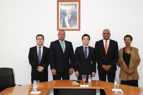 中葡论坛常设秘书处代表团访佛得角