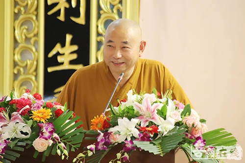 中国佛教协会副会长,黑龙江省佛教协会会长静波法师希望大家学以致用