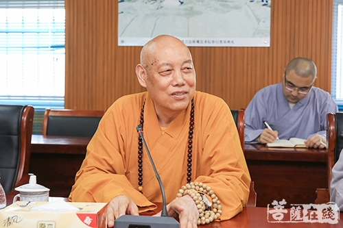 普陀山佛教协会会长,普济禅寺方丈道慈大和尚赴观音法界慰问一线建设