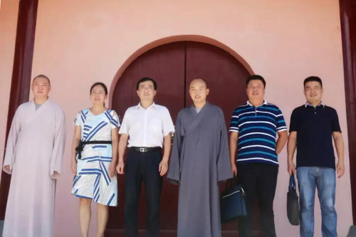 文慧法师介绍了目莲寺有关情况