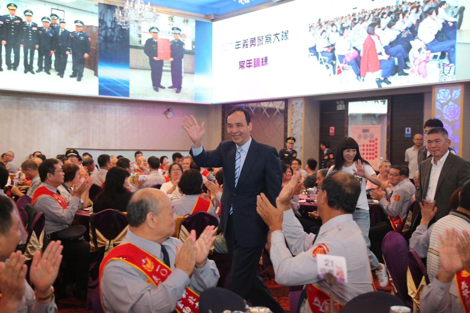 朱立伦出席「金勤奖」颁奖典礼 肯定警政同仁辛劳