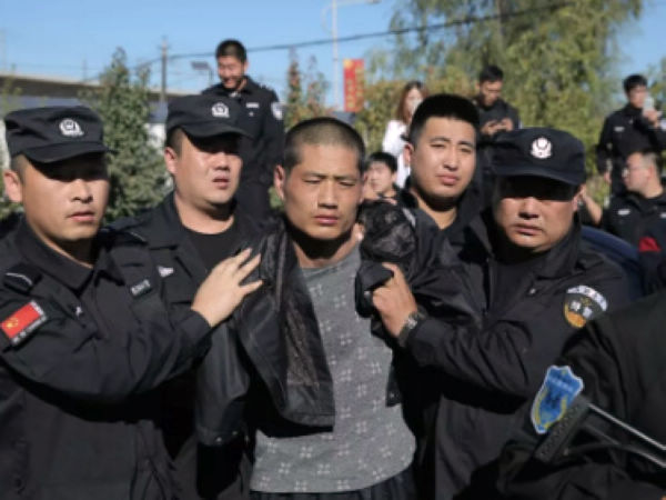 辽两越狱重刑犯落网