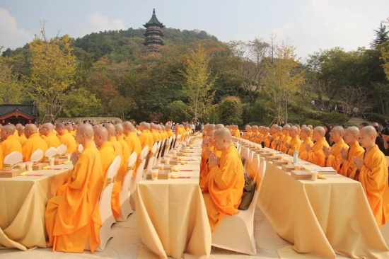 南京鸡鸣寺参加首届江苏佛教论坛相关活动