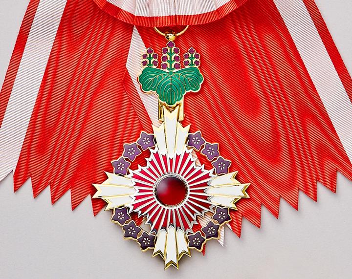 敦马明访日 将接受"一等桐花大绶章"