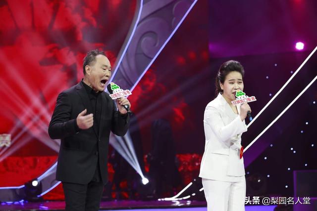 《梨园春》年度金奖出炉!豫东农家女唱豫剧《清风亭上》一举夺魁