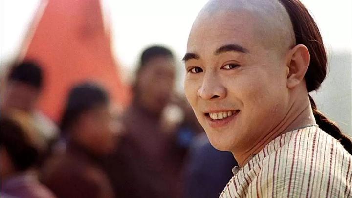 是一身正气的霍元甲.